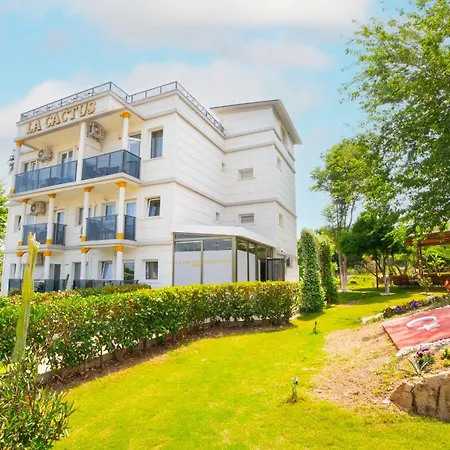 La Cactus Boutique Hotel
